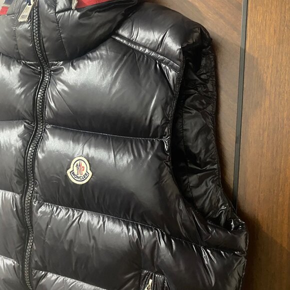 Unisex Tricolor Hood Moncler Black Puffer Vest - Picture 7 of 13
